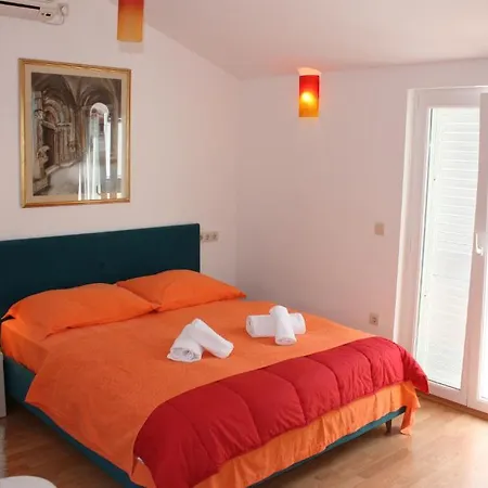 Split Inn Apartments Apartment