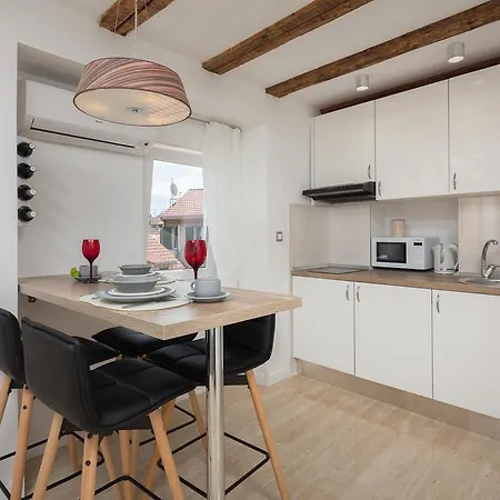 Split Inn Apartments * Split