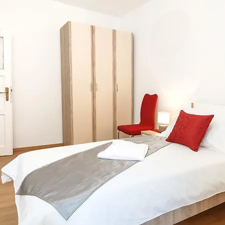 Split Inn Apartments * Split