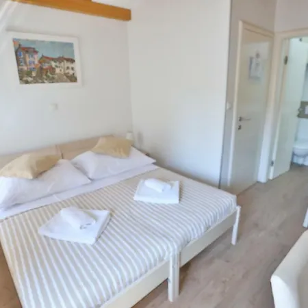 Апартаменти Split Inn Apartments *