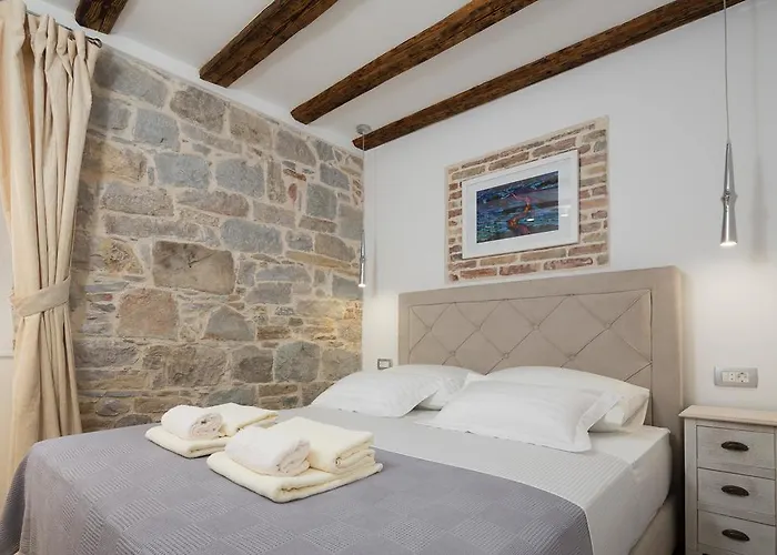 Split Inn Apartments Apartment *